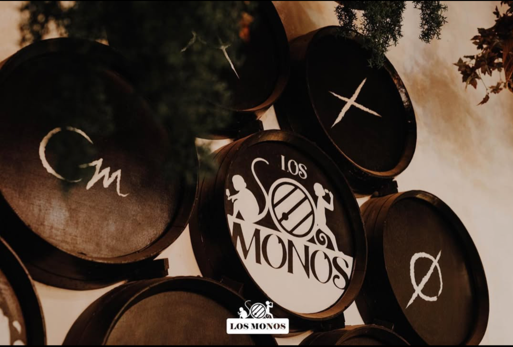 Botas de vino de Tabanco Los Monos en Jerez