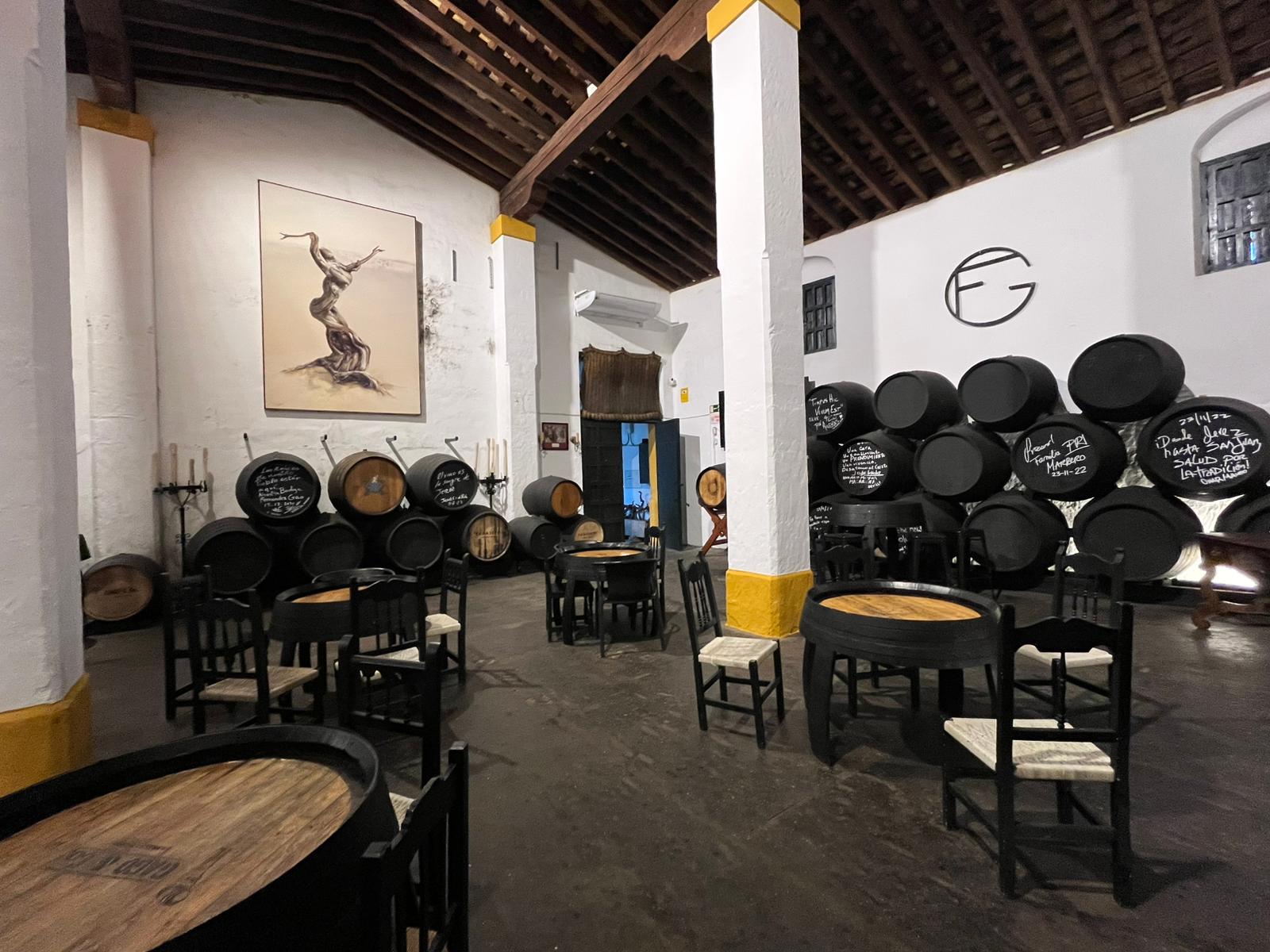 INTERIOR BODEGA (2)